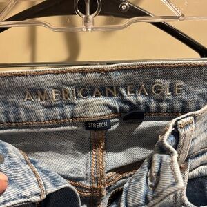 EUC American Eagle Outfitters Light Blue distressed Jeans (000)